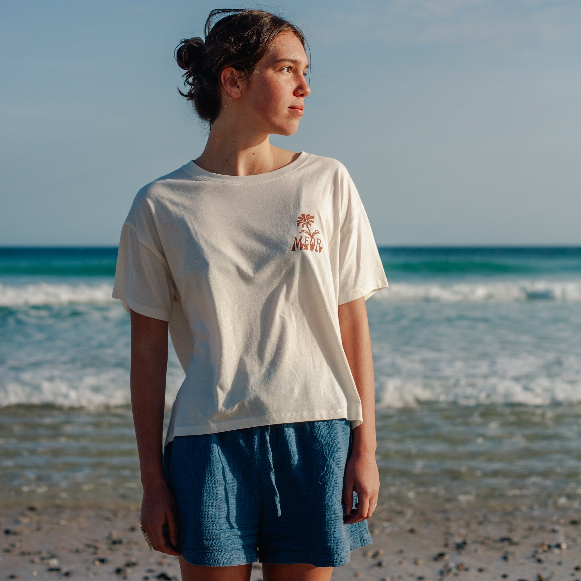 Early Bird Women's Loose Fit T-Shirt - Ecru