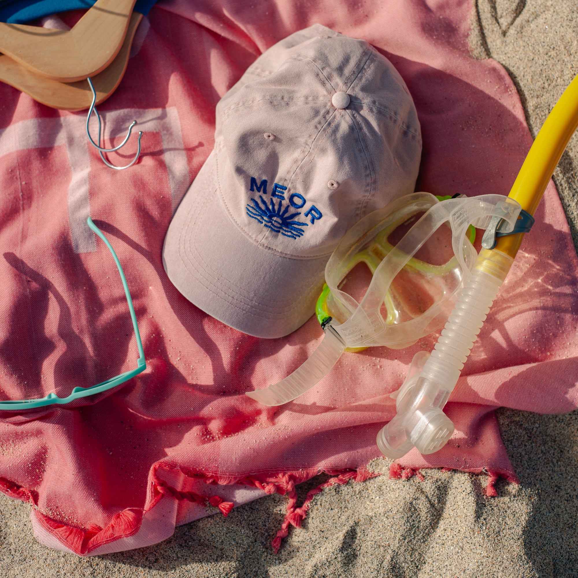 Meor Sunrise Vintage Baseball Cap - Pink