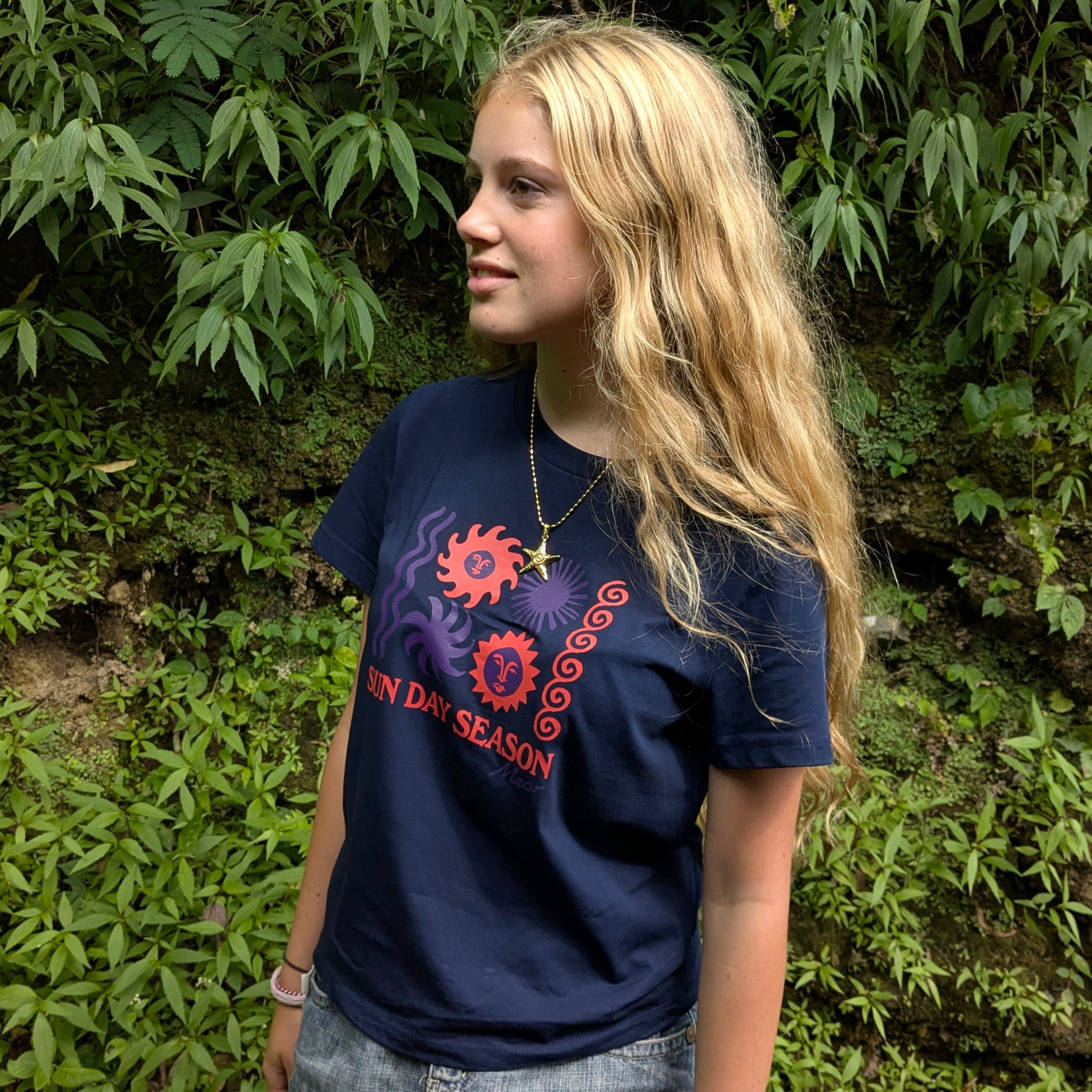 Sun Day Season Women's T-Shirt Navy