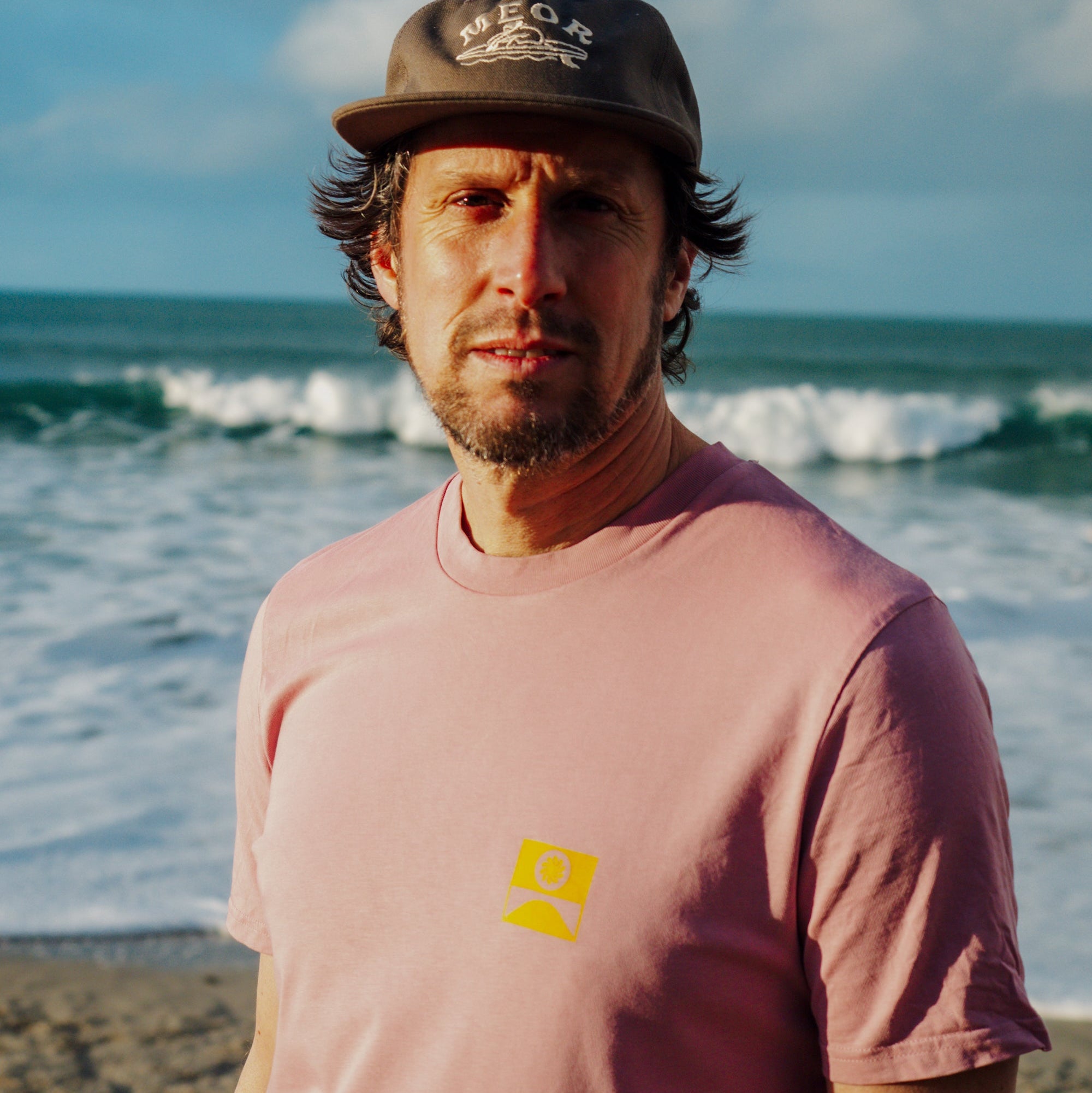 Classic Unisex Icon T-Shirt Pink Haze