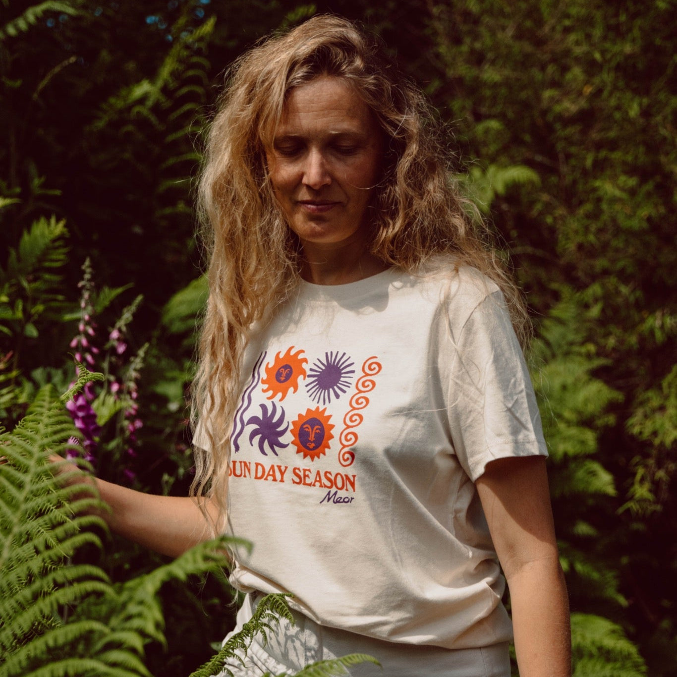 Sun Day Season Women's T-Shirt Natural Raw